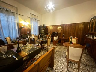 Attività commerciale in Vendita a La Spezia, zona EST, 139'000€, 130 m²