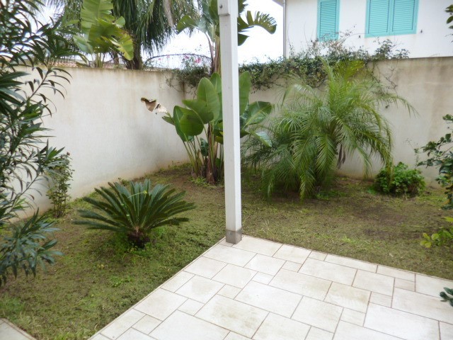 Casa Indipendente in Affitto a Santa Croce Camerina, 750€, 70 m², arredato