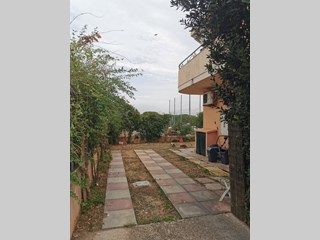 Villetta a schiera in Vendita a Capoterra, zona Poste, 230'000€, 115 m², arredato