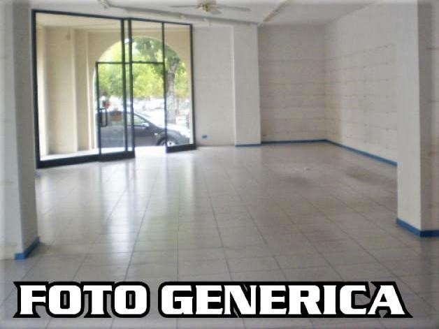 Immobile commerciale in Vendita a San Miniato, zona San Miniato Basso, 450'000€, 250 m²