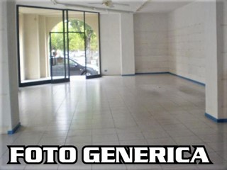 Immobile commerciale in Vendita a San Miniato, zona San Miniato Basso, 450'000€, 250 m²