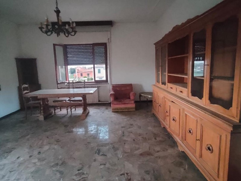 Appartamento in Vendita a Castelnuovo Magra, zona Molicciara, 390'000€, 140 m²