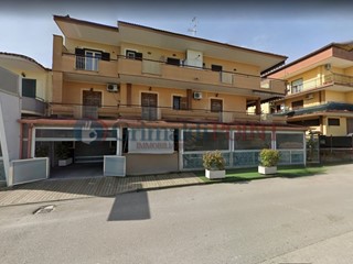 Immobile commerciale in Affitto a Mugnano di Napoli, 120 m²