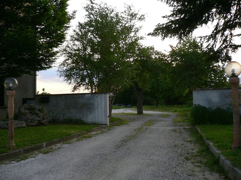 Casa Indipendente in Vendita a Città di Castello, zona Trestina, 185'000€, 240 m², arredato