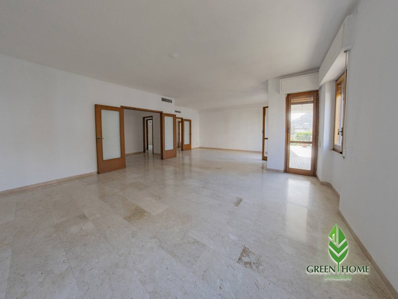 Appartamento in Vendita a Cagliari, zona Monte Urpinu, 500'000€, 150 m²