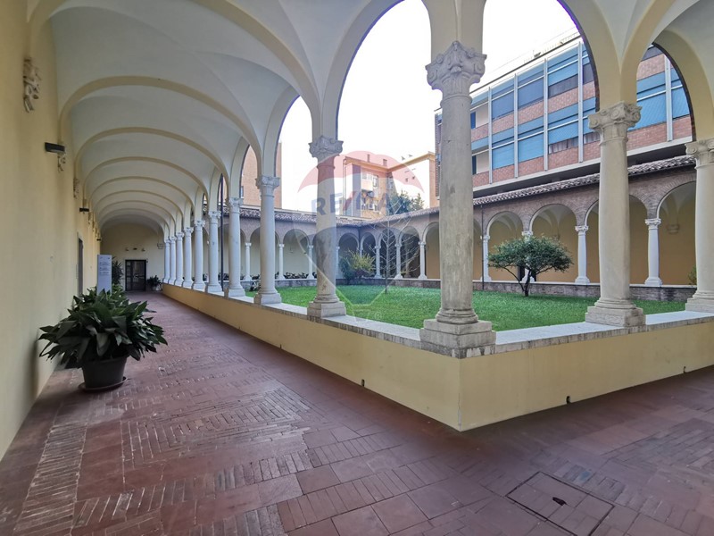 Quadrilocale in Vendita a Ferrara, zona Centro storico, 249'000€, 100 m², arredato