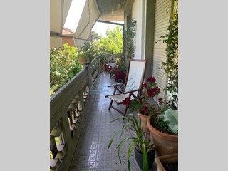 Trilocale in Vendita a Massa, zona Marina di Massa, 350'000€, 100 m², arredato, con Box