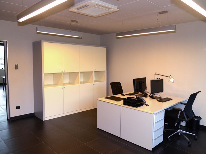 Ufficio in Affitto a Arezzo, 300€, 22 m², arredato