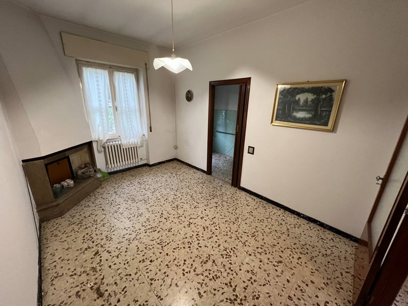 Appartamento in Vendita a Fermo, zona Carabinieri - Piscina, 105'000€, 116 m²
