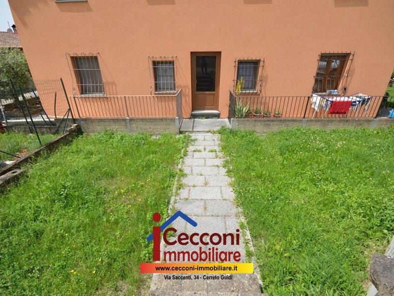 Trilocale in Vendita a Cerreto Guidi, zona Stabbia, 115'000€, 80 m²