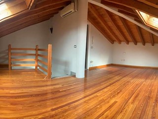 Casa Indipendente in Vendita a Stradella, 98'000€, 100 m²