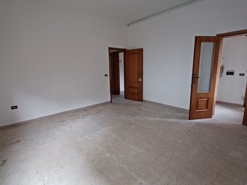 Trilocale in Vendita a Sassofeltrio, zona Fratte, 80'000&euro;, 120 m²