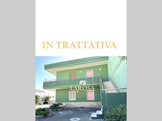 Quadrilocale in Vendita a Melendugno, zona San Foca, 125'000&euro;, 81 m², arredato