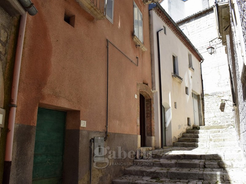 Casa Indipendente in Vendita a Ferrazzano, 12'000€, 220 m²