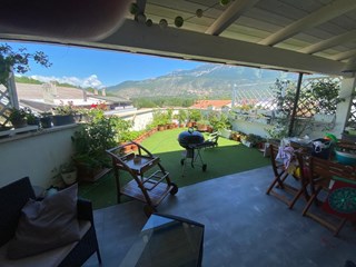 Trilocale in Vendita a Pratola Peligna, 170€, 95 m², arredato, con Box