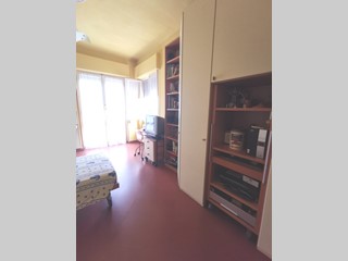 Appartamento in Vendita a Imperia, 285'000€, 170 m²