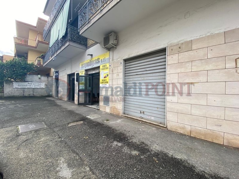Immobile commerciale in Affitto a Villaricca, 450€, 45 m²