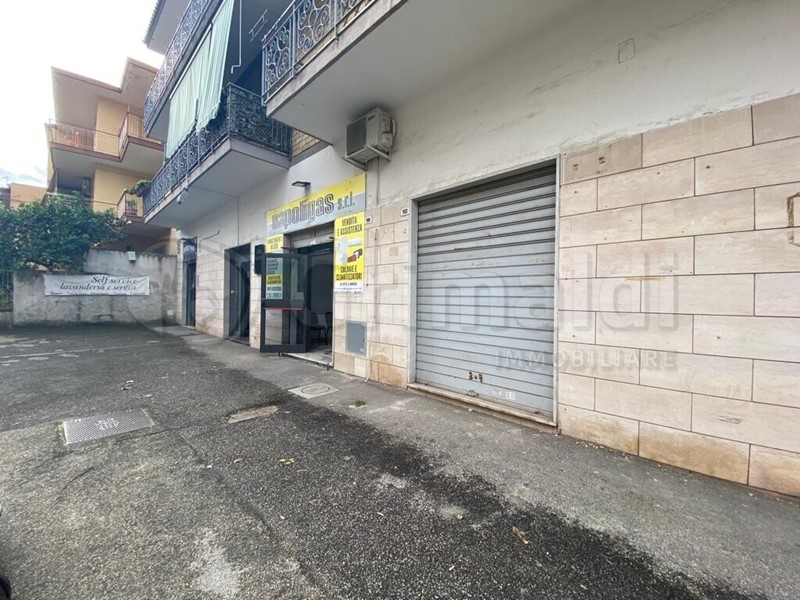 Immobile commerciale in Affitto a Villaricca, 450&euro;, 45 m²