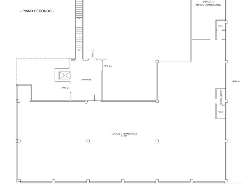 Capannone in Vendita a Siena, 1'100'000€, 830 m²