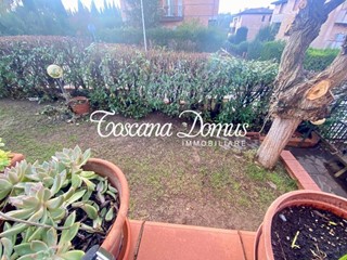 Villetta a schiera in Vendita a Castelnuovo Berardenga, zona Ponte a Bozzone, 295'000€, 100 m², arredato, con Box