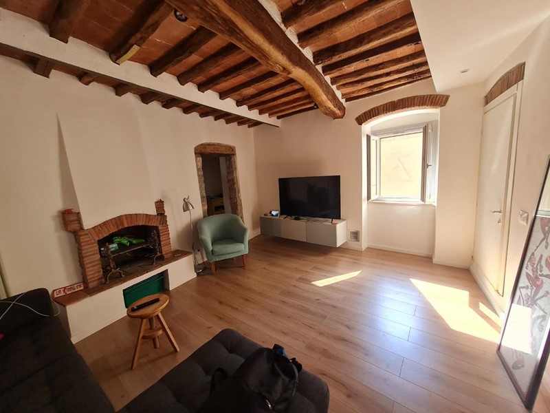Appartamento in Vendita a Campiglia Marittima, 300'000&euro;, 150 m²