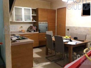 Casa Semi Indipendente in Vendita a Cesenatico, zona Borella, 190'125&euro;, 149 m², con Box