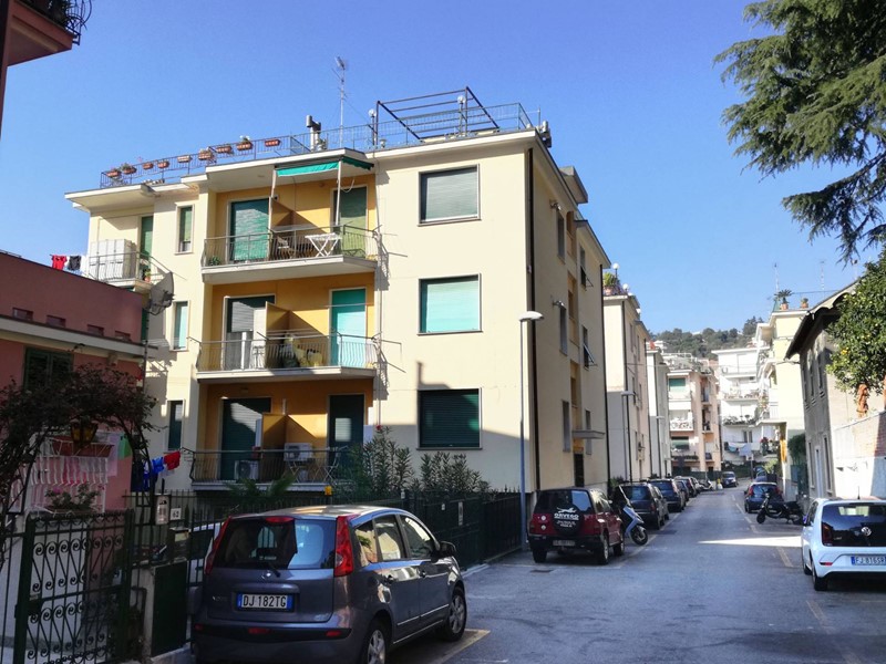 Bilocale in Affitto a Arenzano, zona Centro/Lungomare, 45 m²