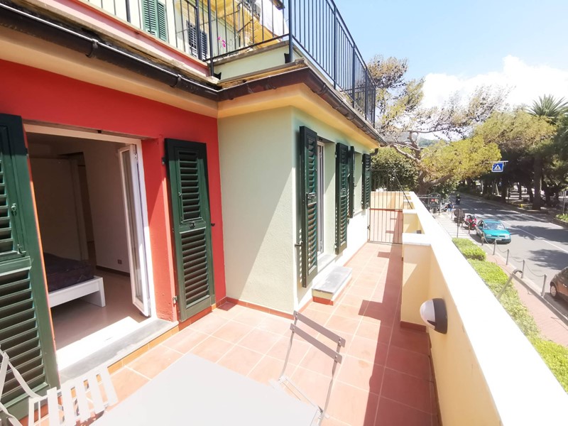 Bilocale in Affitto a Arenzano, zona Centro storico, 40 m²