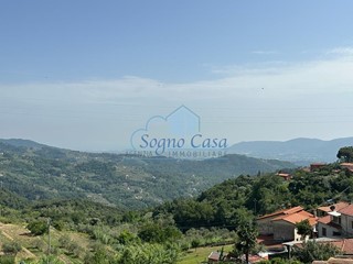 Casa Semi Indipendente in Vendita a Fosdinovo, zona Canepari, 70'000€, 70 m², arredato