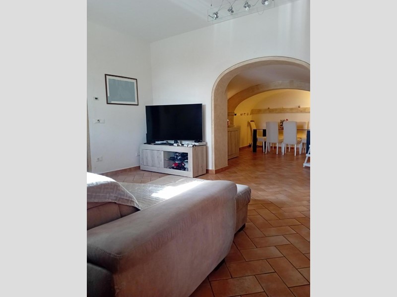 Quadrilocale in Vendita a Peccioli, zona Fabbrica, 89'000€, 75 m²