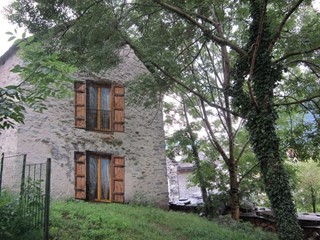 Casa Indipendente in Vendita a Masera, 21'000€, 80 m²