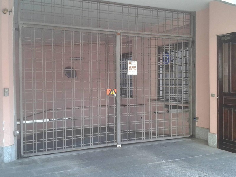 Box in Affitto a Ciriè, 34 m²