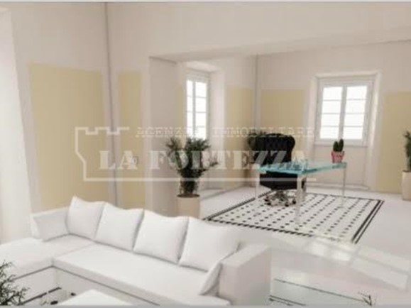 Appartamento in Vendita a Pisa, 610'000€, 231 m²