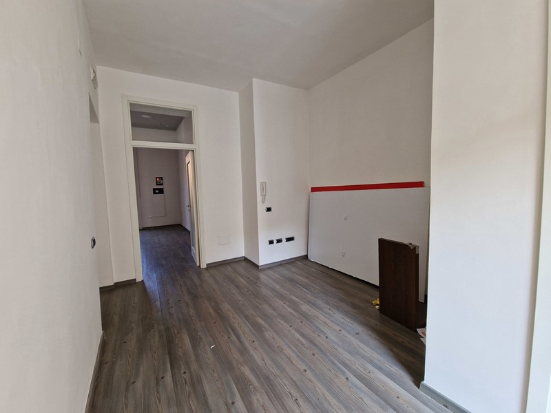 Ufficio in Affitto a Caserta, 550€, 45 m²