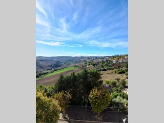 Quadrilocale in Vendita a Monte San Pietrangeli, zona centro, 30'000€, 80 m²