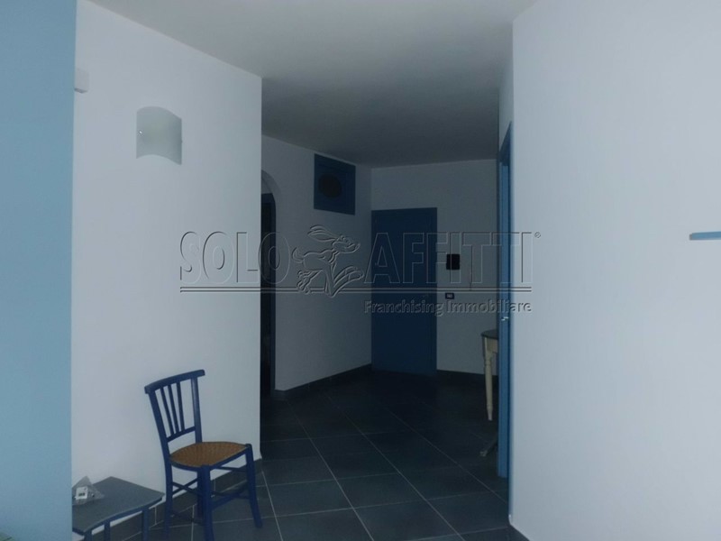 Trilocale in Affitto a Giardini Naxos, zona Recanati, 700€, 70 m², arredato