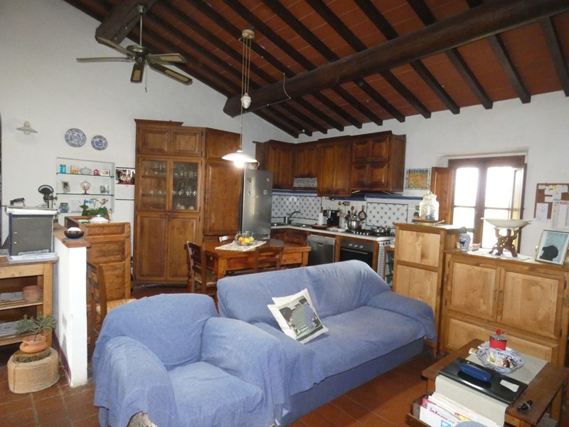 Trilocale in Vendita a Scarperia e San Piero, zona Scarperia, 165'000€, 84 m²