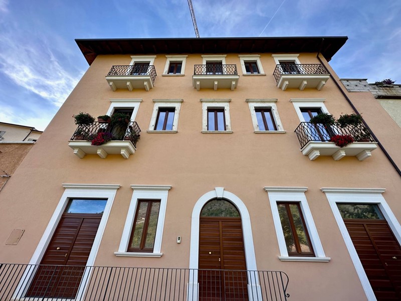 Quadrilocale in Vendita a Ofena, 148'000€, 90 m²