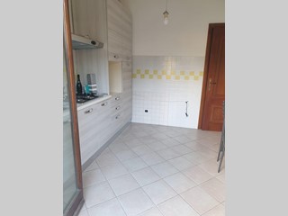 Quadrilocale in Vendita a Massa, 210'000€, 100 m², arredato