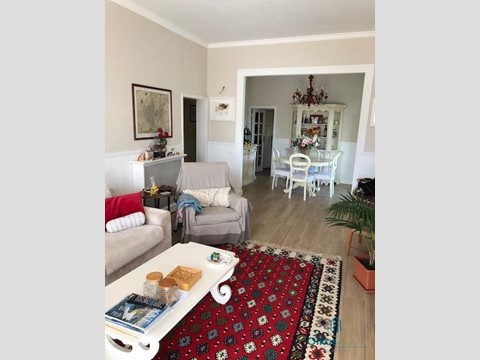 Villa bifamiliare in Affitto a Forte dei Marmi, 130 m², arredato