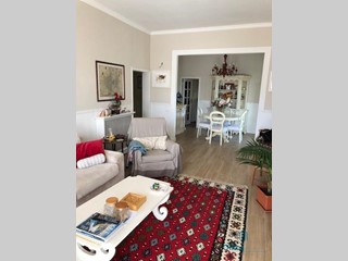 Villa bifamiliare in Affitto a Forte dei Marmi, 130 m², arredato