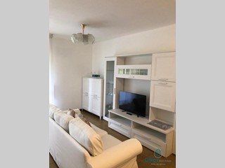 Appartamento in Affitto a Forte dei Marmi, 120 m², arredato, con Box