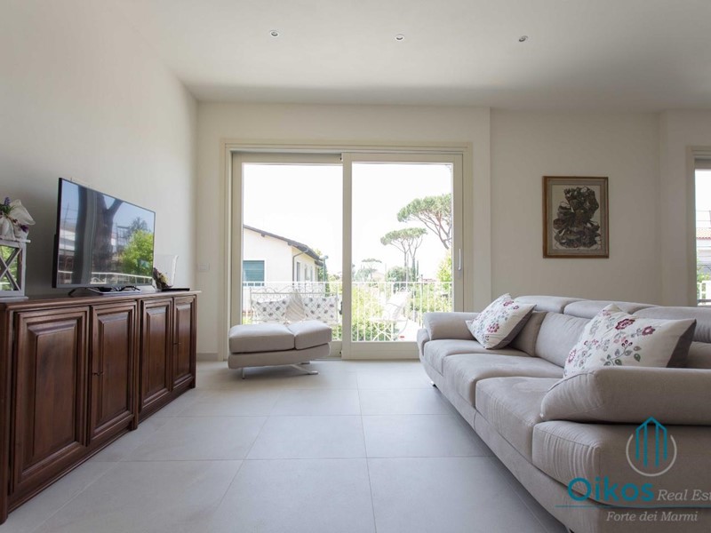Appartamento in Affitto a Forte dei Marmi, 24'000€, 100 m², arredato