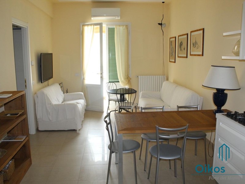 Appartamento in Affitto a Forte dei Marmi, 16'000€, 90 m², arredato