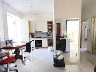 Appartamento in Vendita a La Spezia, 135'000€, 91 m²