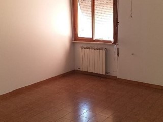 Quadrilocale in Vendita a Bolano, 100'000&euro;, 90 m²