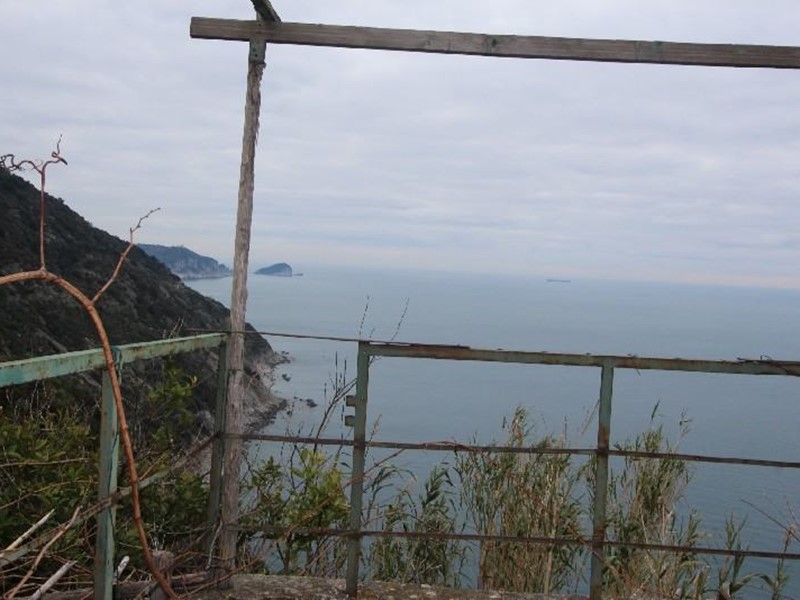 Casa di corte in Vendita a La Spezia, 250'000€, 85 m²