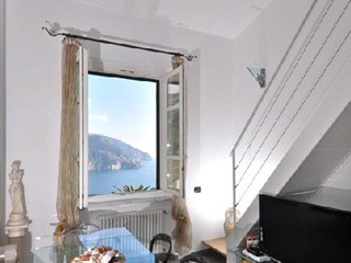 Trilocale in Vendita a Vernazza, 450'000€, 50 m², con Box