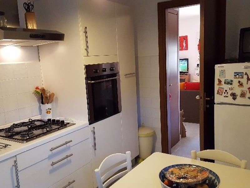 Appartamento in Vendita a Aulla, zona Albiano Magra, 145'000€, 74 m²