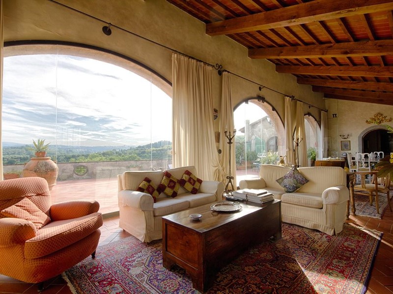 Casa di corte in Vendita a Pisa, 680'000€, 650 m²